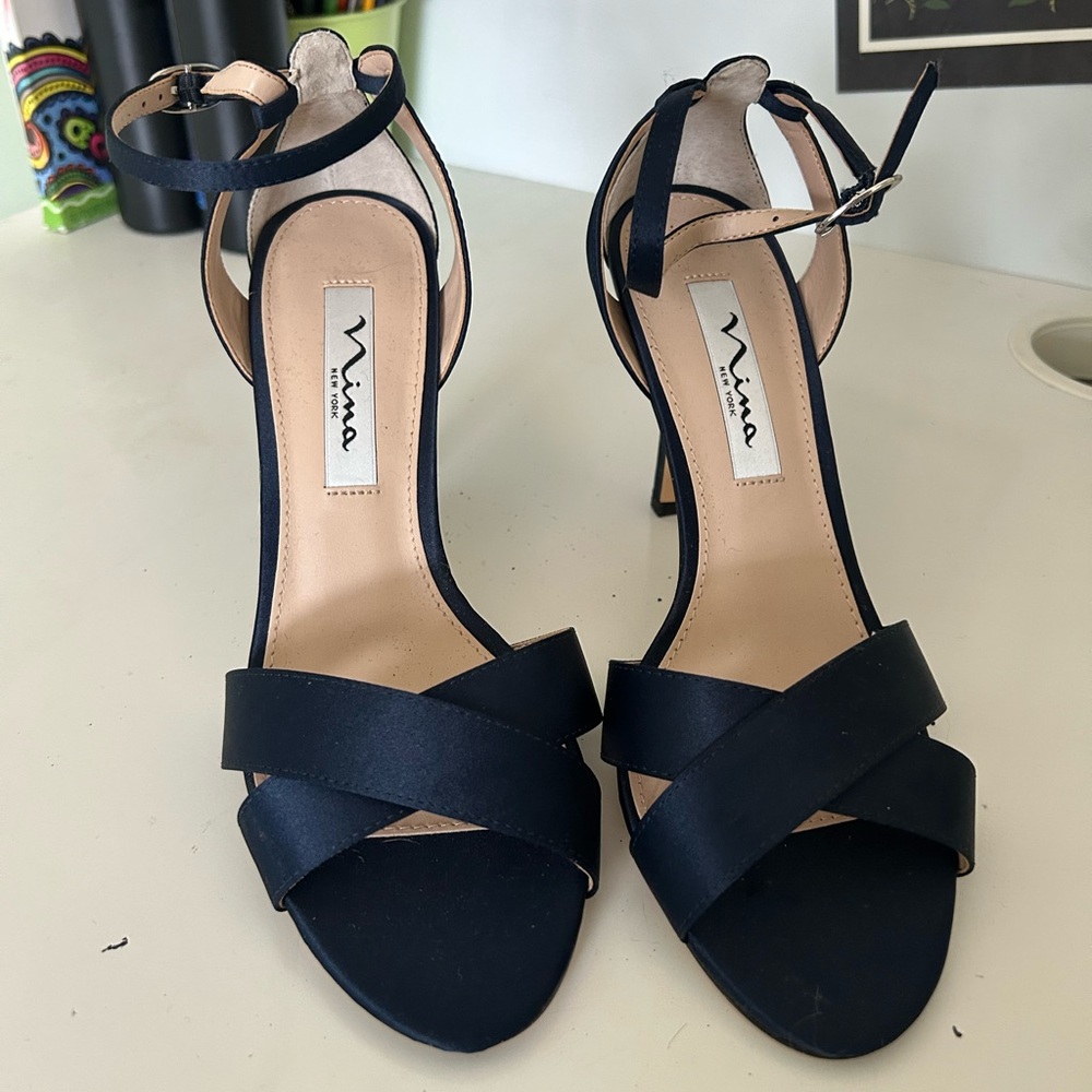 Nina Women's Navy Blue Strappy Sandals
